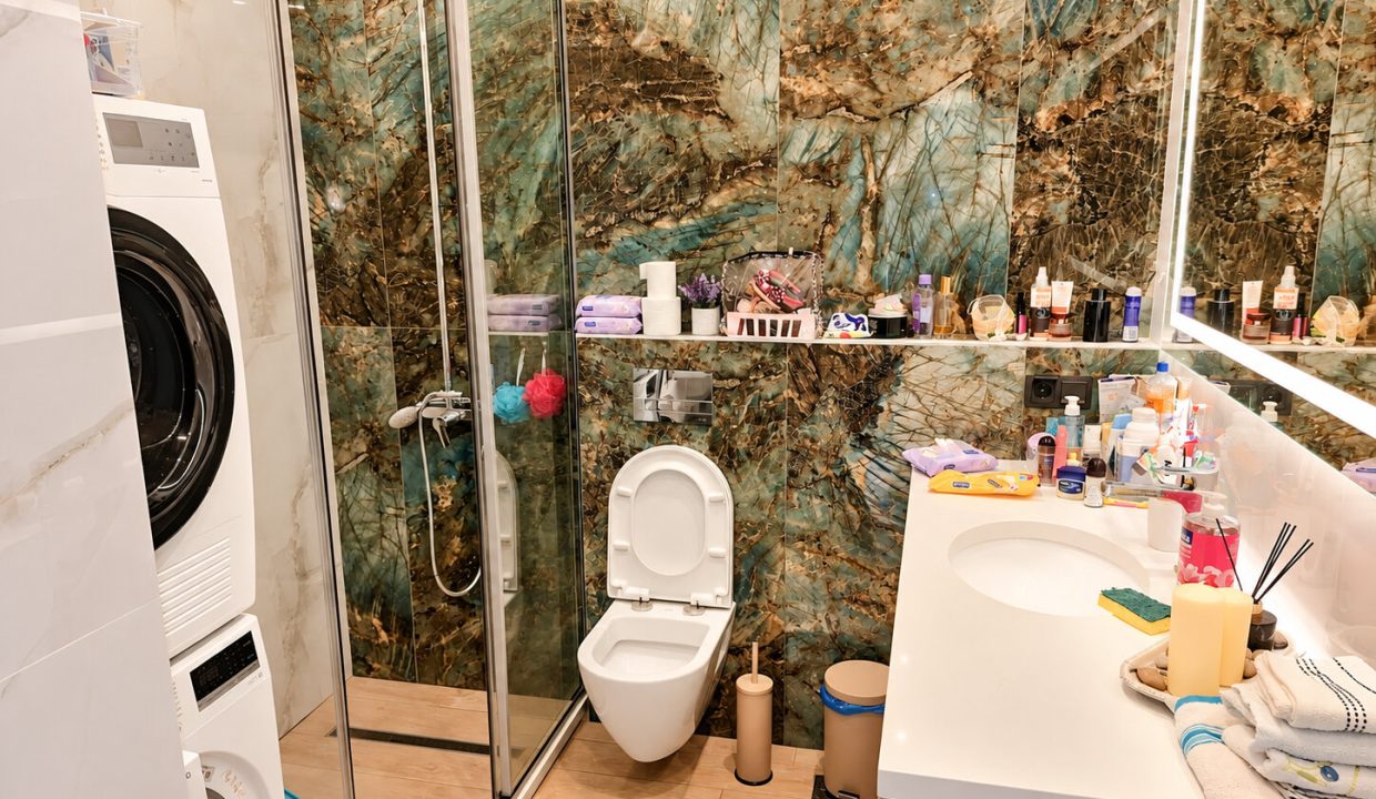 First floor - bathroom