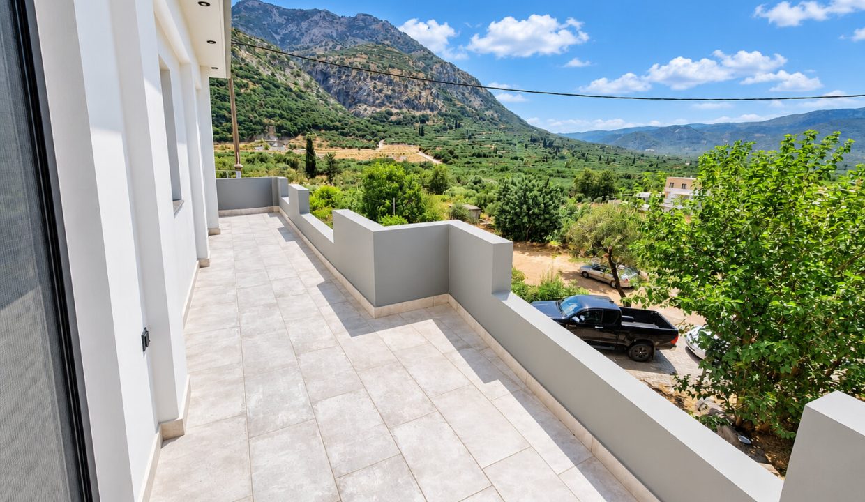 First floor - balcony / terrace