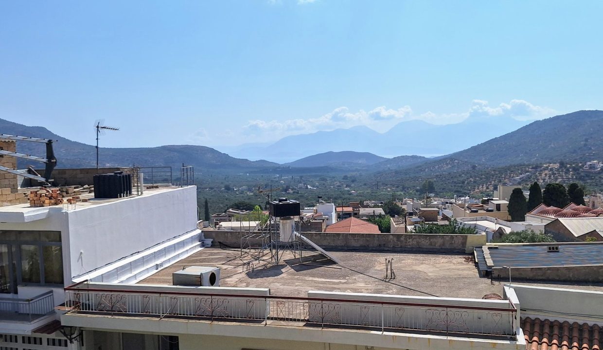 Rear building - top floor