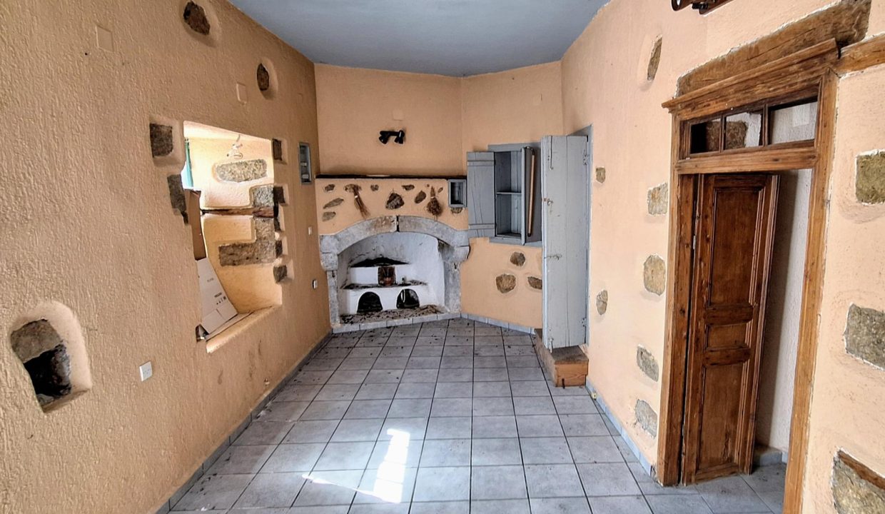 Rear building - ground floor - room 1 (connected to shop 1)