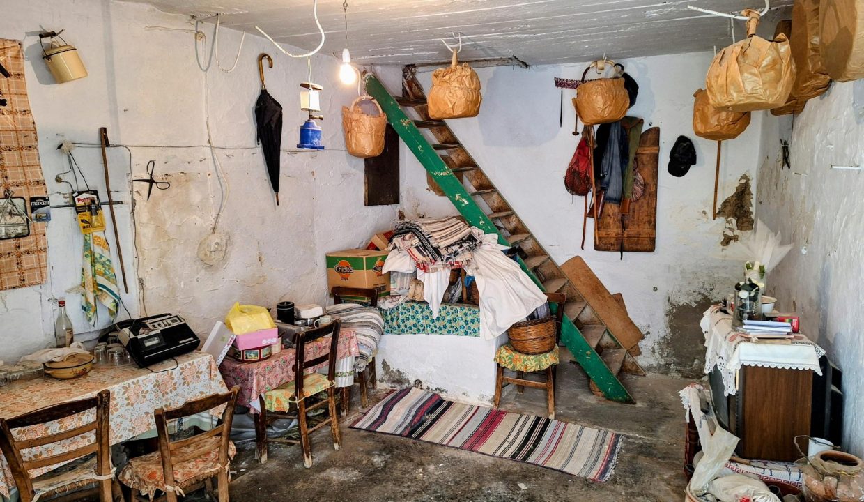 Lower level (lower ground floor)