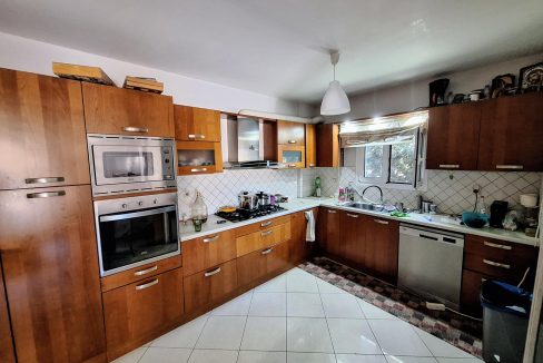 Level 1 - kitchen
