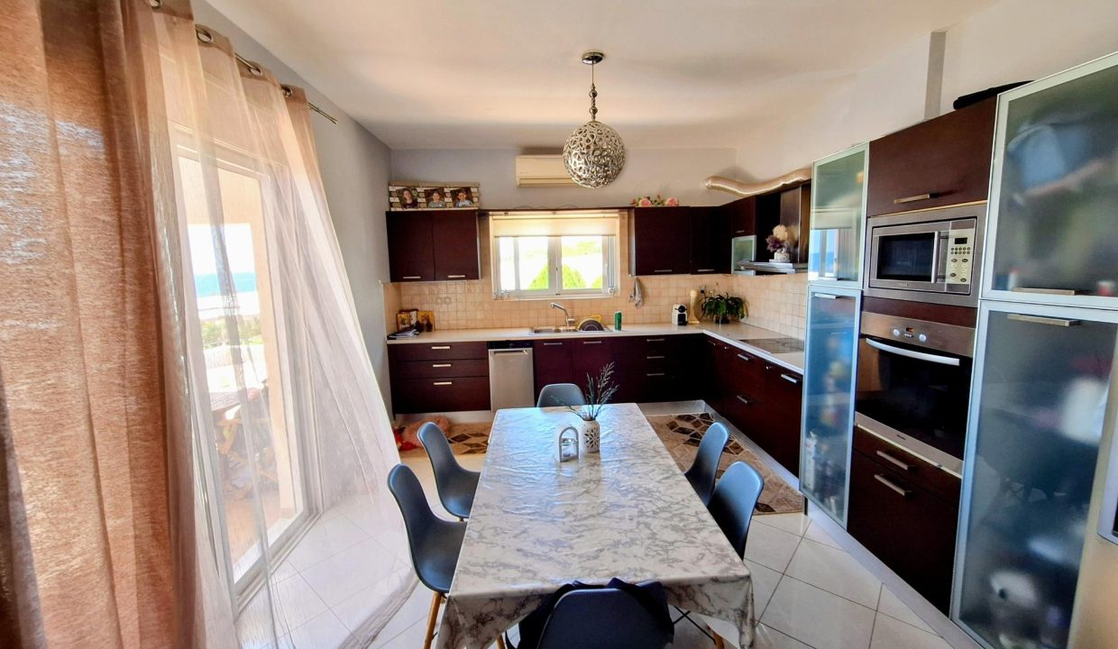 Level 2 - open-plan kitchen, dining and living area
