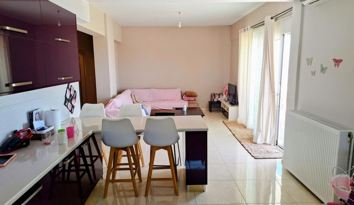Level 3 - open-plan kitchen, dining and living area