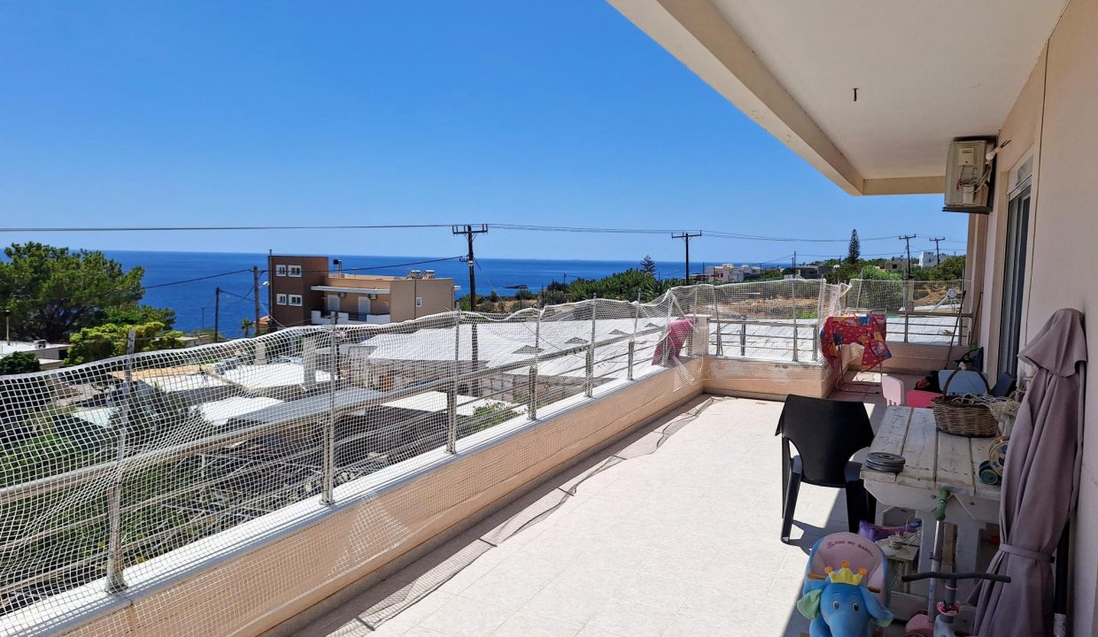 Level 3 - balcony