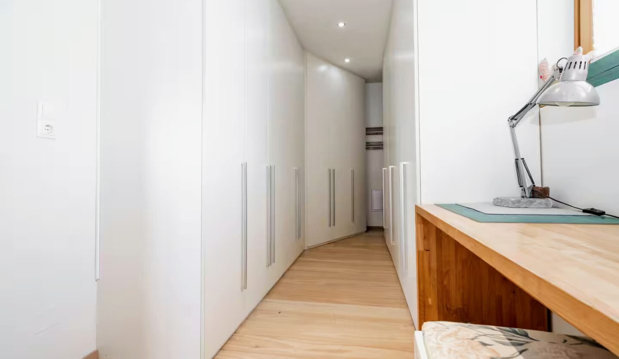 First floor / attic - walk-in wardrobe