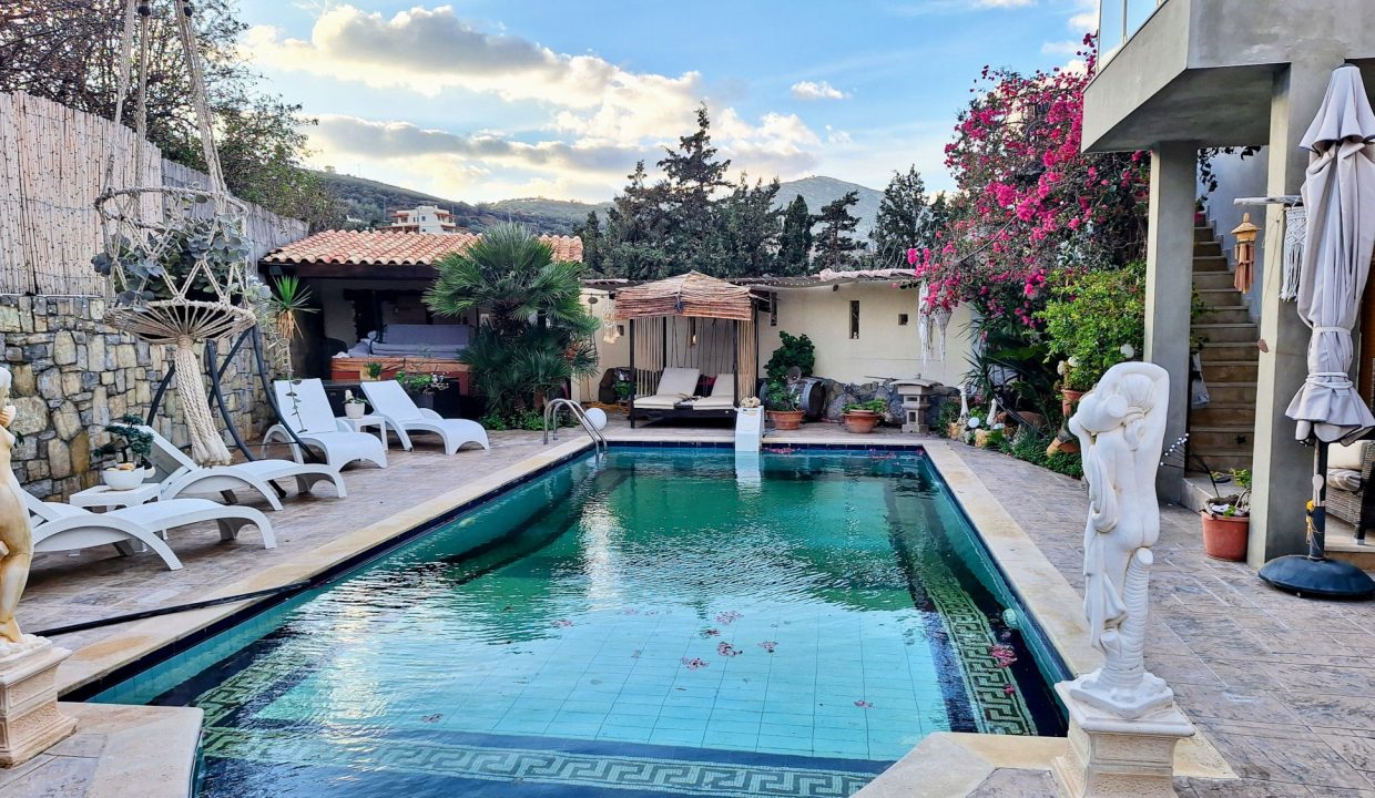 Ground floor - pool area