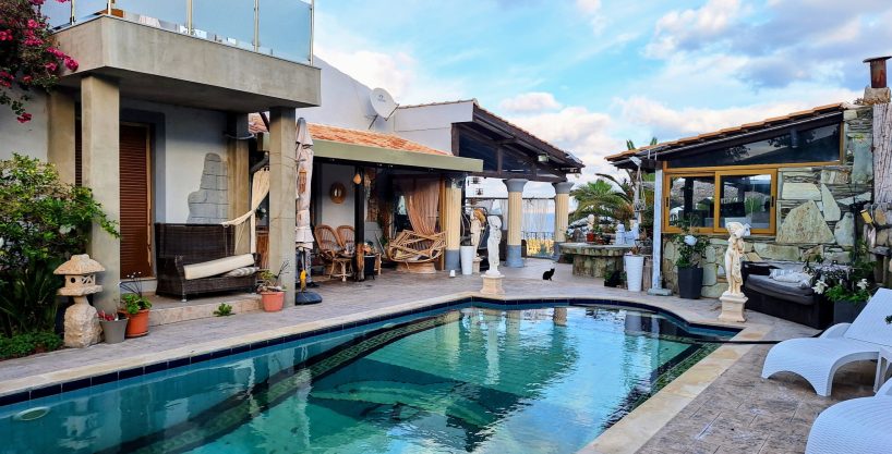 Ground floor - pool area