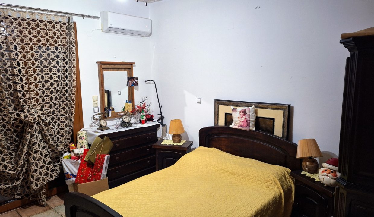 Main house - upper ground floor apartment