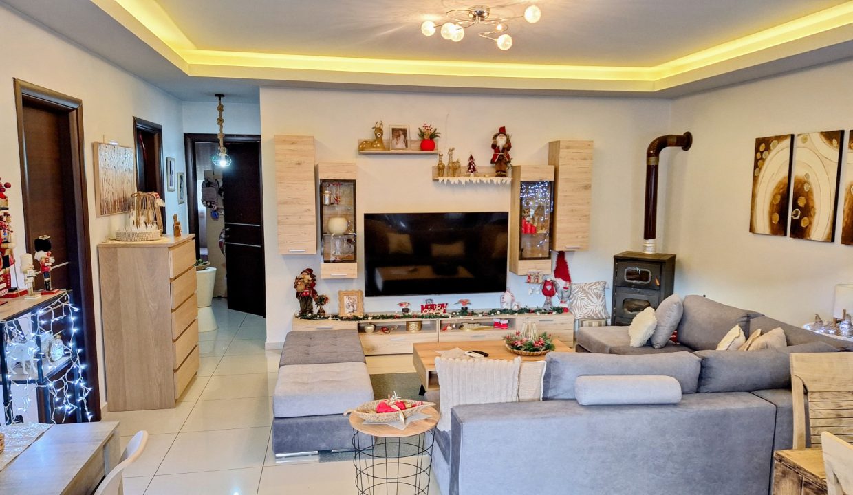 Main house - first floor apartment