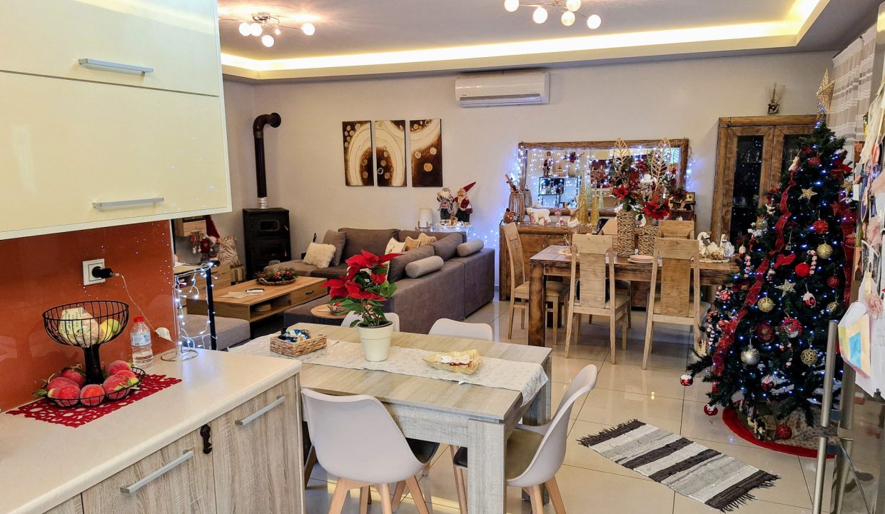 Main house - first floor apartment