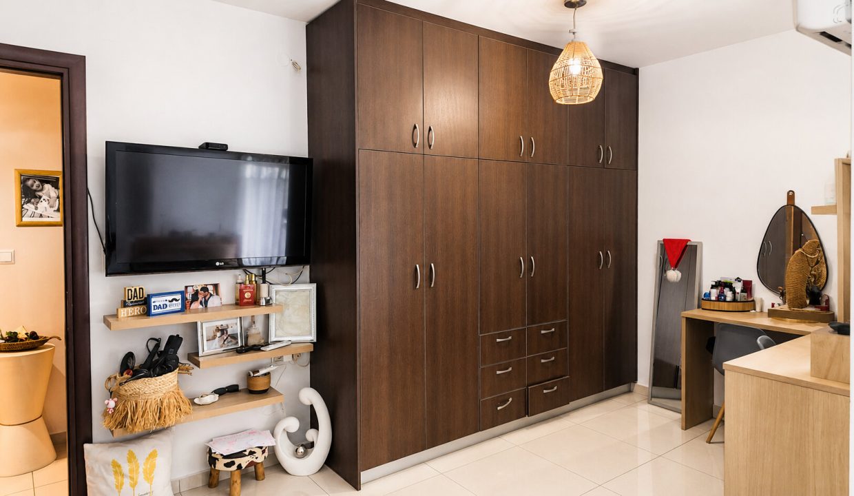 Main house - first floor apartment