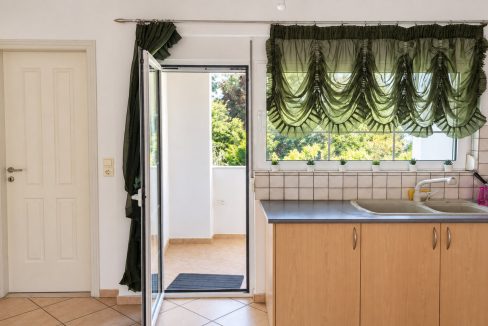 1st floor - kitchen