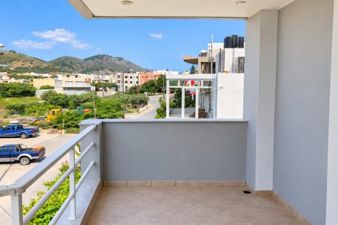 2nd floor - front balcony