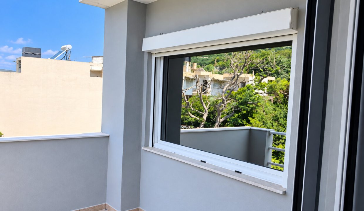 2nd floor - bathroom window